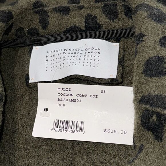 NWT HARRIS WHARF LONDON
Cocoon Leopard Printed Boiled Cotton Coat Green Small - Picture 12 of 15
